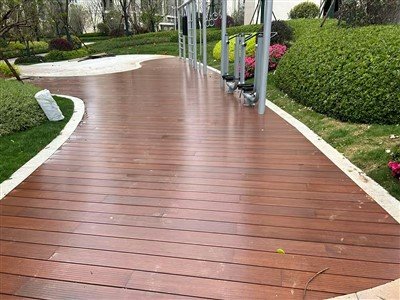 Decking Buluh Mampat